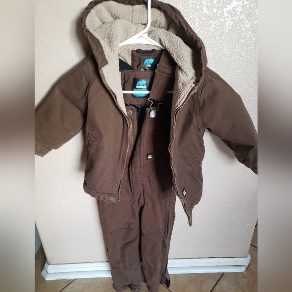 Berne Coat and Snow overalls - Picture 1 of 2